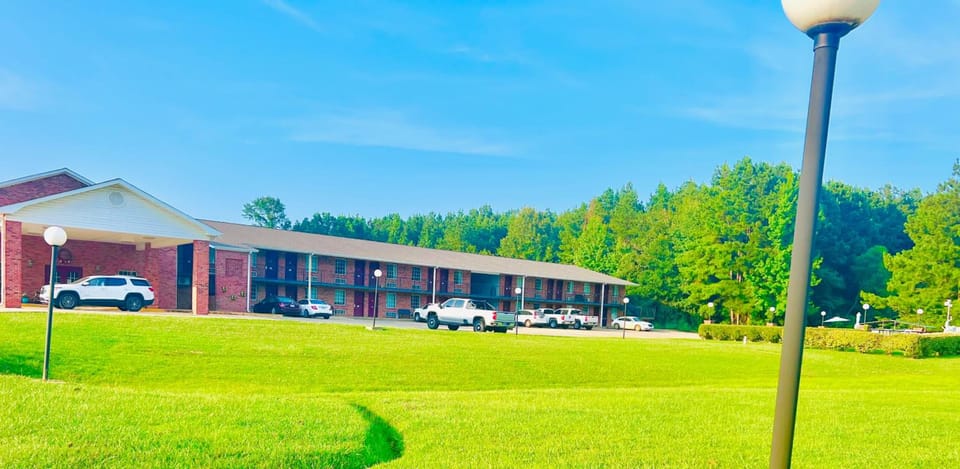THE ASHLEY INN Motel in Arkansas