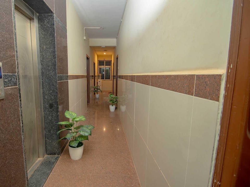 Z Express Amethyst Hotel in Bengaluru