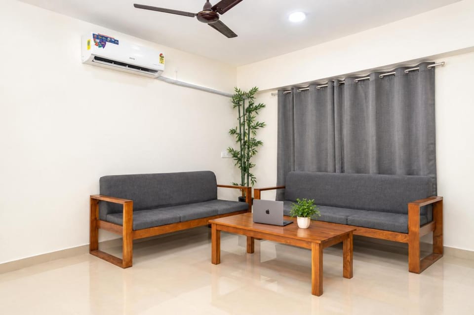 Z Express Zen Elite Hotel in Pune