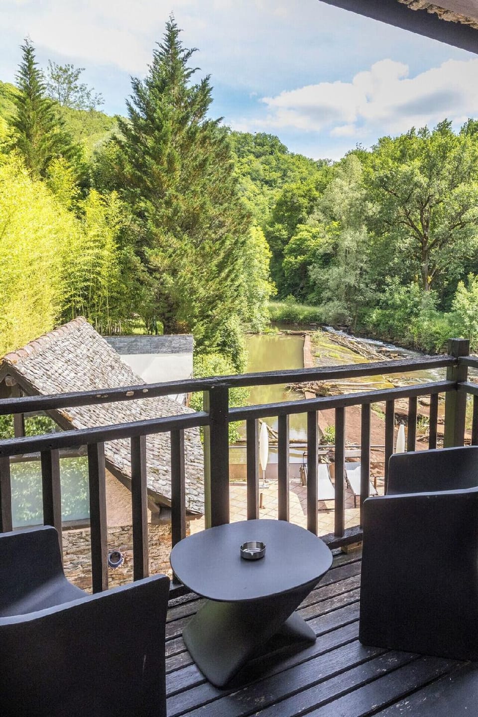Le Moulin de Cambelong Hotel in Auvergne-Rhône-Alpes