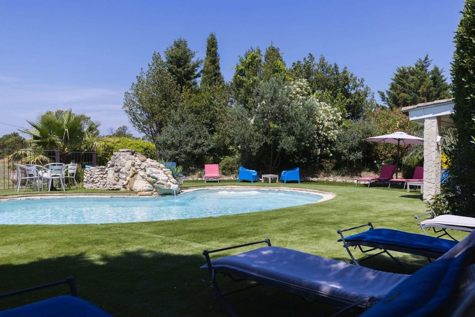 Gite Grand Luberon chez Manon en Luberon Hotel in L'Isle-sur-la-Sorgue