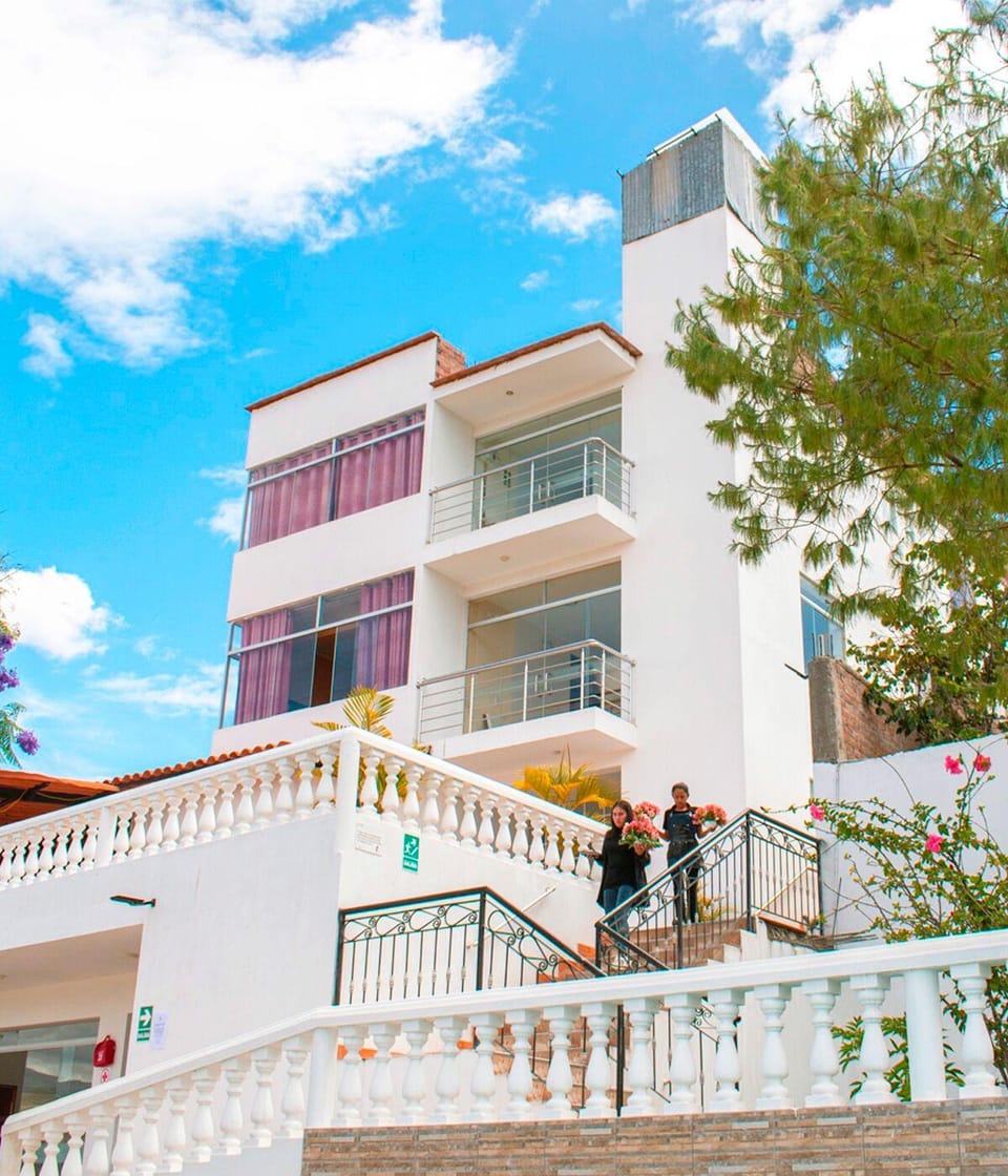 Hotel Club las Flores Hotel in Ayacucho