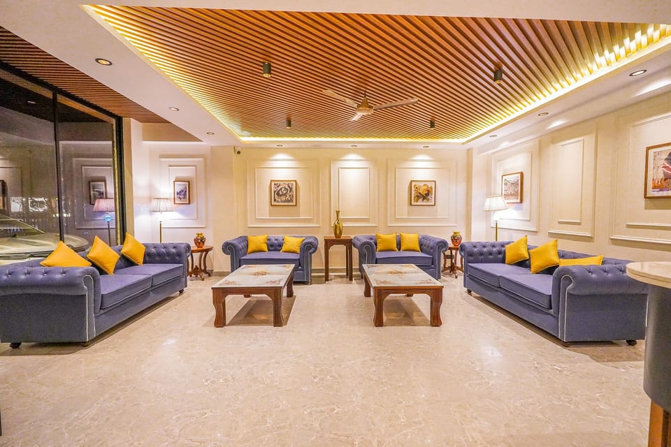 Carom Hotel Manali Hotel in Himachal Pradesh
