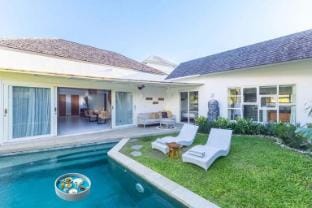 Villa Mylandro Hotel in North Kuta