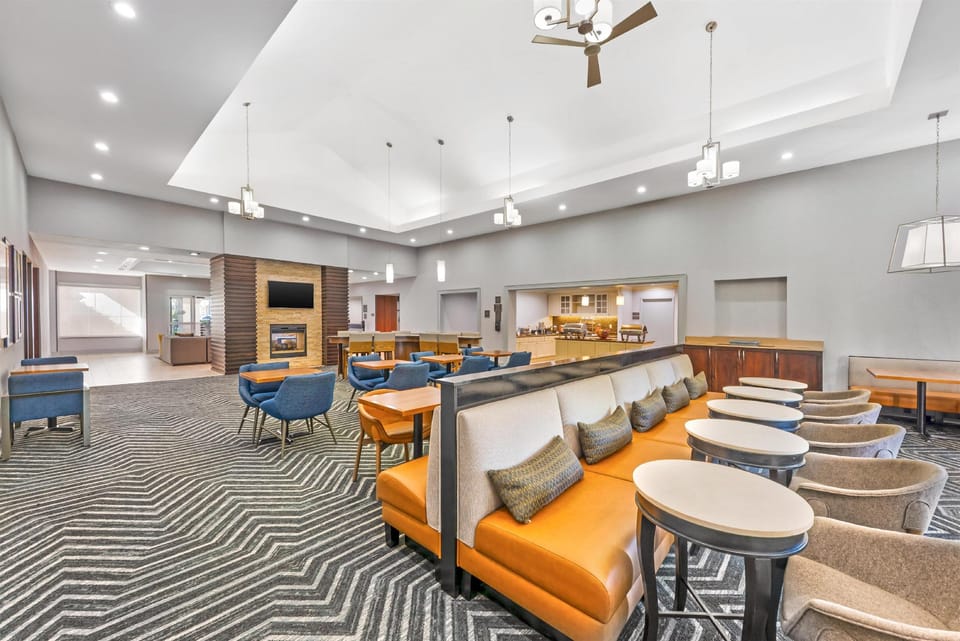 Homewood Suites by Hilton Laredo at Mall del Norte Hotel in Laredo