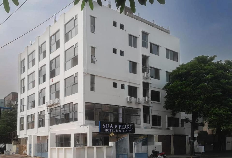 SEA E PEARL HOTEL Hotel in Visakhapatnam