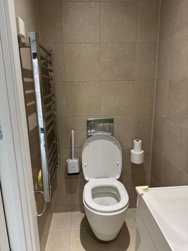 Ensuite Room Southampton In a Shared property Ocean Village Hotel in Southampton
