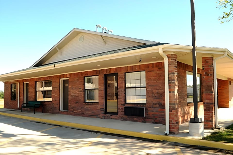 Twin Lakes Inn & RV Park Hotel in Ozark Mountains