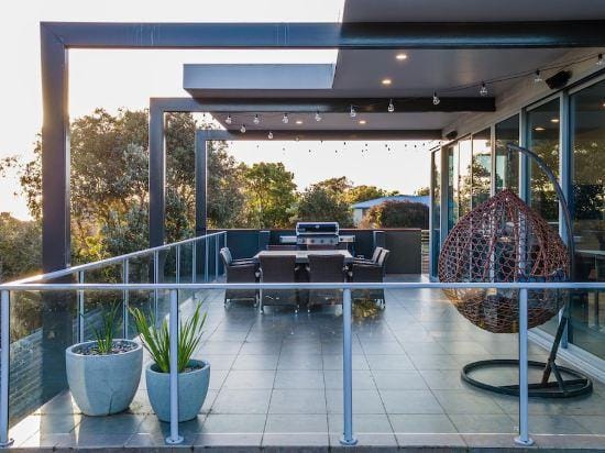 Burraneer Hotel in Tasmania