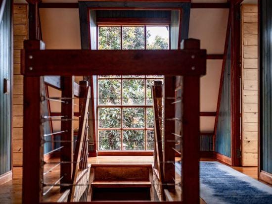 Currawong Hotel in Tasmania