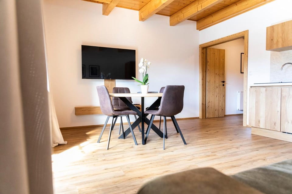 Gasthof Fischerwirt Hotel in Carinthia, Austria