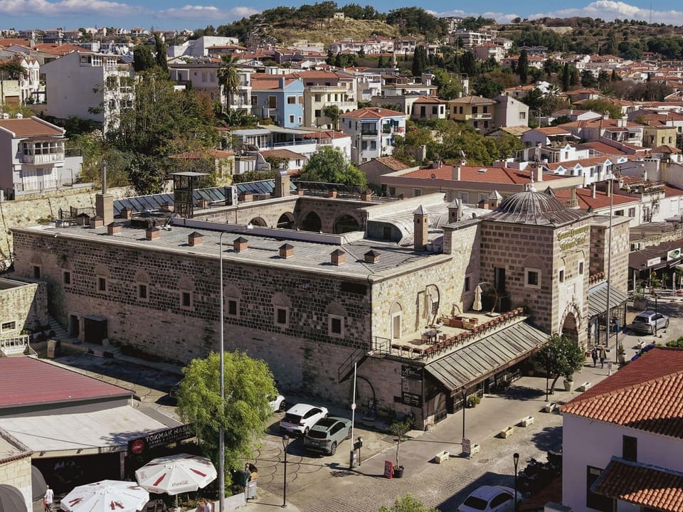 Kervansaray Antique Hotel Bed and Breakfast in Cesme