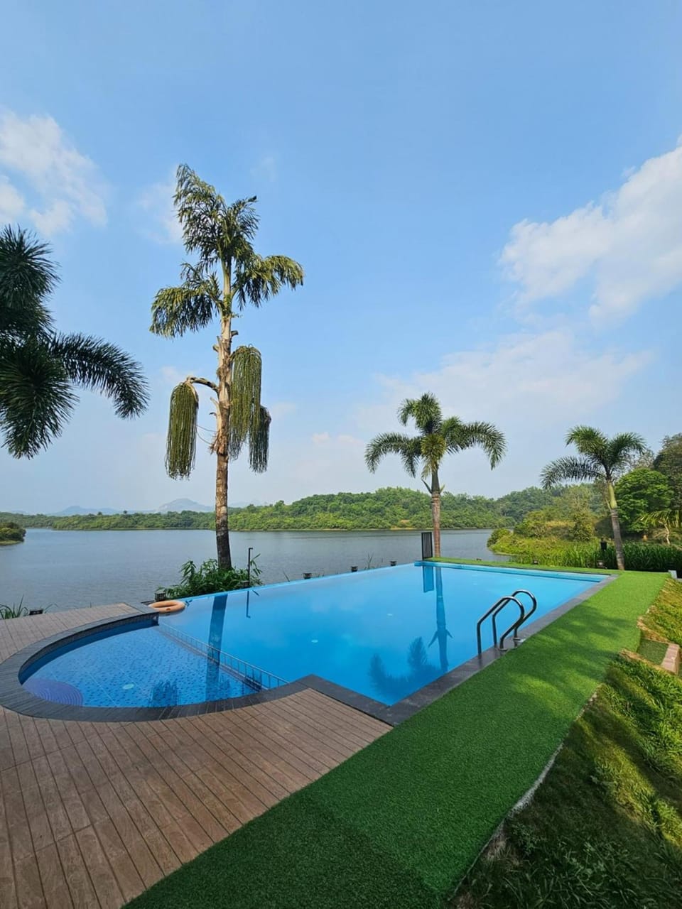 Casa Lake View Resort Wayanad Resort in Kerala
