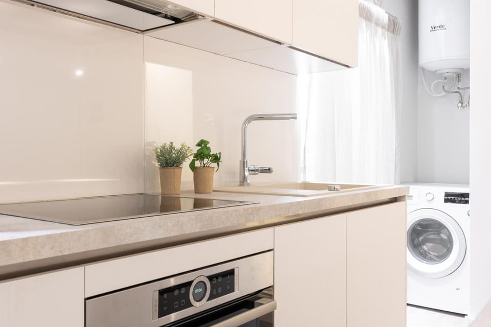 Petite Town Hall Apartment by Konnect, Old Corfu Town Hotel in Corfu