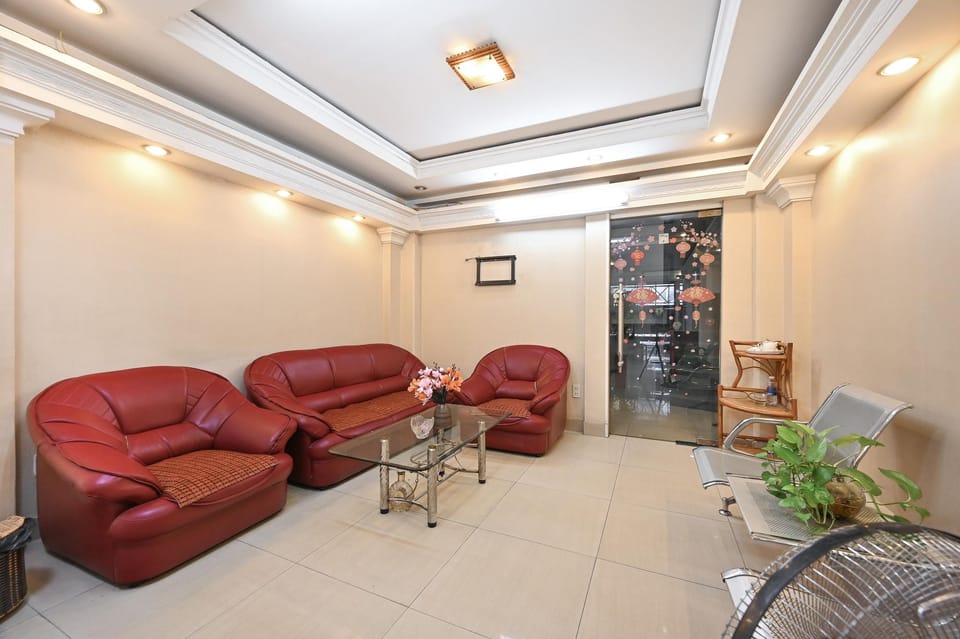 Anh Kim Hotel - Near Bui Vien Walking Street Hotel in Ho Chi Minh City