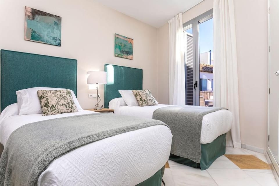 Genteel Home Palacio Abades Terrace II Hotel in Seville