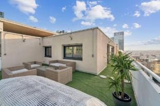 Exceptional terrace apt - La D  fense - Bail Mob Hotel in Puteaux