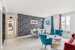 Exceptional Apartment with Terrace - La D  fense Hotel in Puteaux