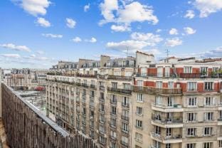 Charmant appt avec balcon - Ternes- Bail Mobilit Hotel in Levallois-Perret
