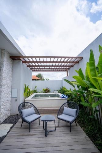 Nyuh Lengkong Beachfront Boho-Chic Villa with Private Jacuzzi Hotel in Kerambitan