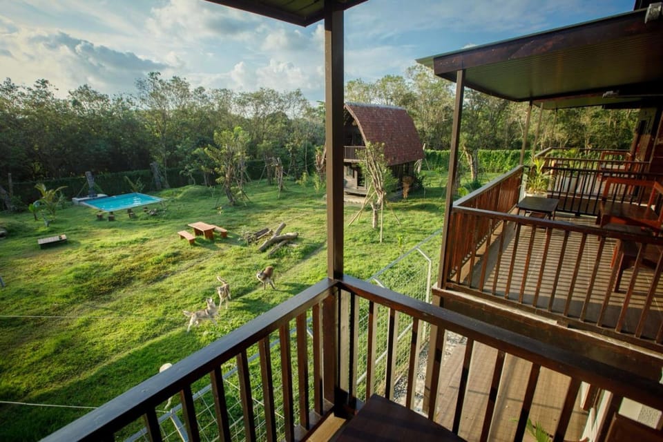 Alpha Wolf Lodge Hotel in Kediri