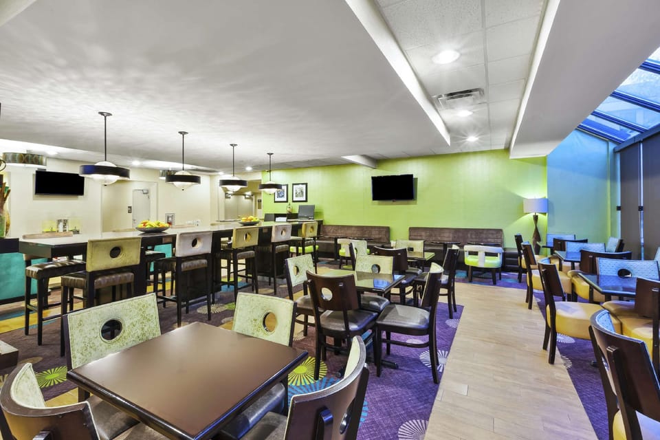 Hampton Inn Clinton Hotel in New Jersey