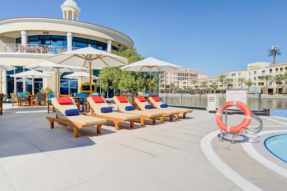 Millennium Lakeview Residence Hotel in Dubai