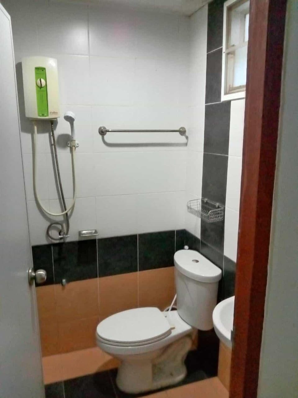 Ratchanee Home & Resort (Room on Request) Hotel in Thailand