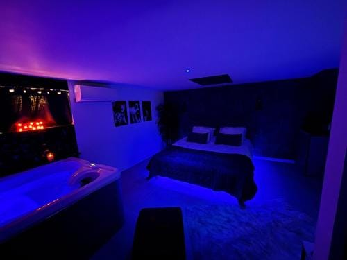 Nid Secret LoveRoom & Spa Hotel in Sanary-sur-Mer