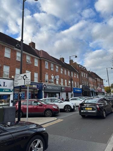 En-suite studios near Wembley Stadium Hotel in Pinner