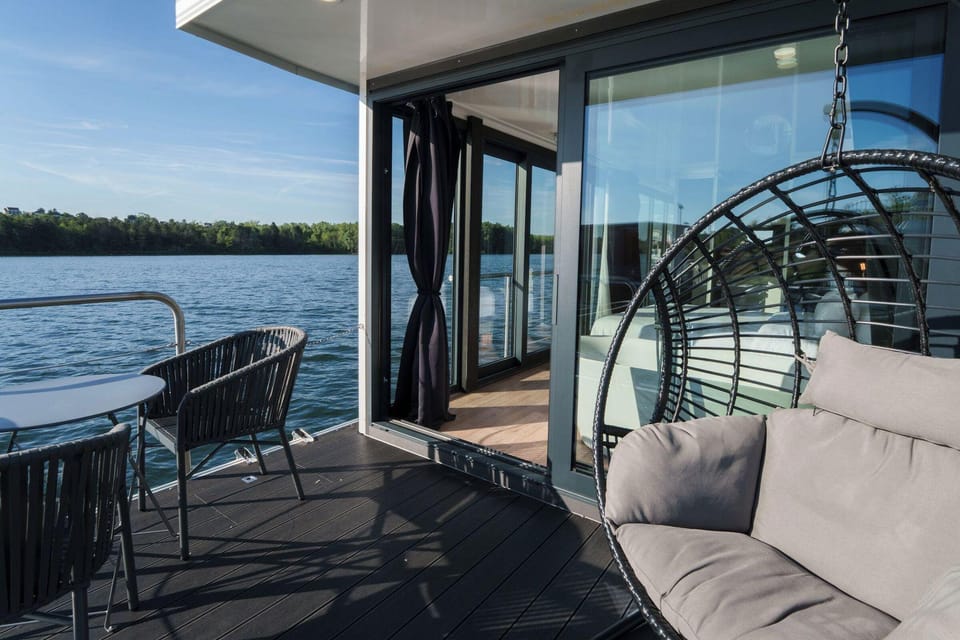 L'Escale Royale Verneuil-sur-Seine Hotel in Île-de-France