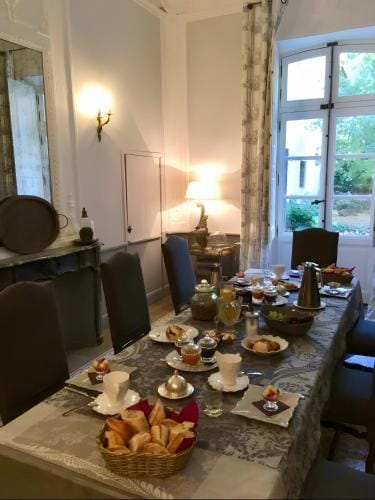 Chateau De Jouques Hotel in Gémenos