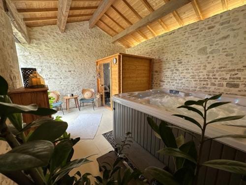 Chambre Silex, Belle An Pierre chambres d hotes & spa Hotel in Centre-Val de Loire