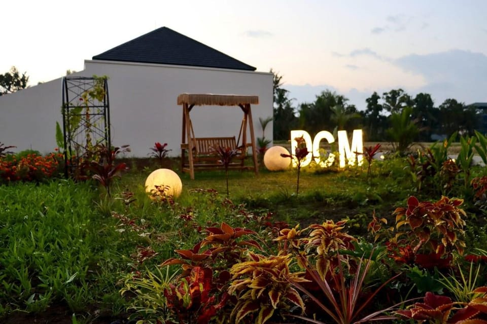 Ubud plunge pool villa  Resort in Tampaksiring