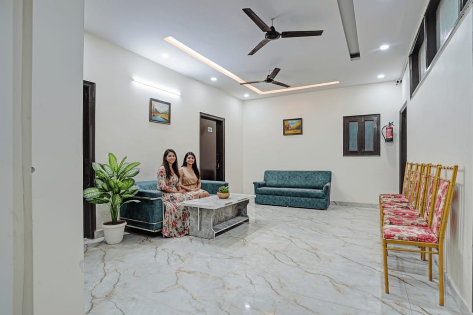 FabHotel Winsome Inn Hotel in Noida