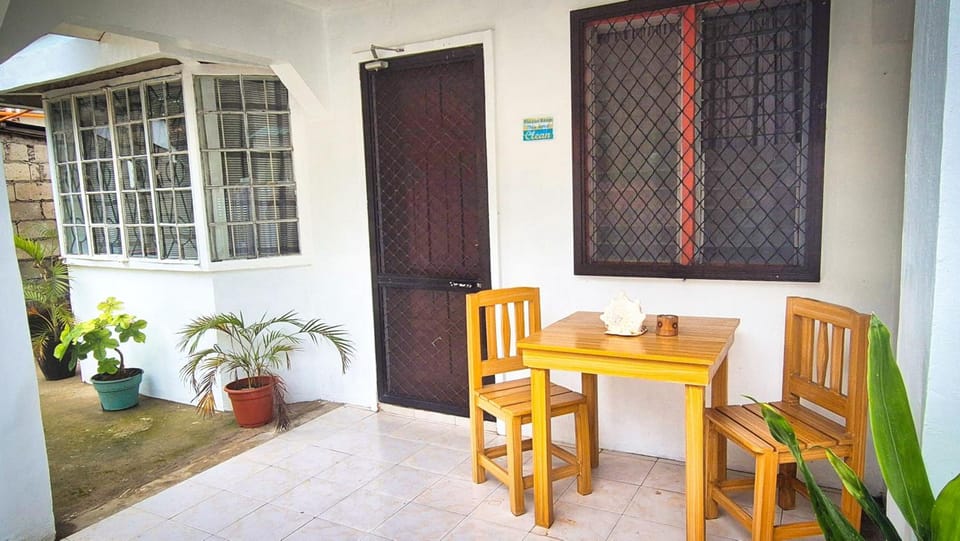 Isla Vida Apartments Apartment hotel in Central Visayas