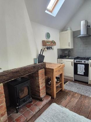 The Nook. 1 Bedroom Cottage with Indoor Fireplace Hotel in Aylesbury Vale