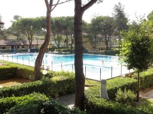 Flat in a villa with shared pool Hotel in Bibione