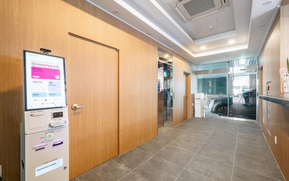 Boryeong Daecheon H Avenue Daecheon Beach Branch - Formerly K Hotel Motel in South Korea