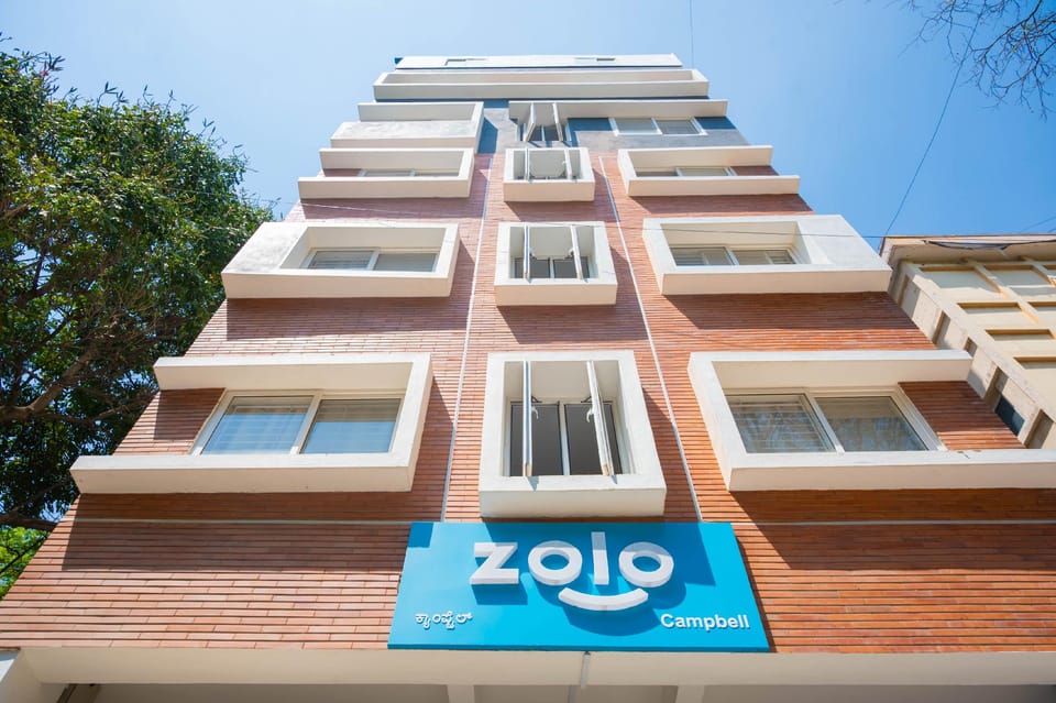 Z Express Campbell Hotel in Bengaluru