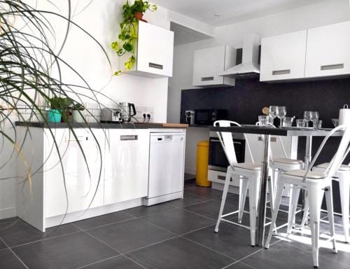 Beautifully bright apartment in Old Town St Tropez Hotel in Saint-Tropez