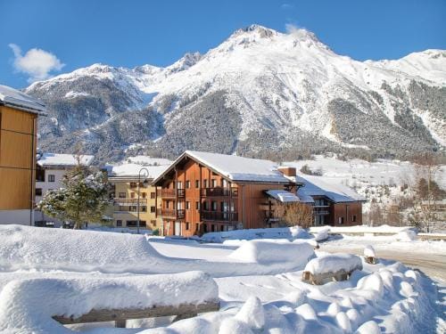 Apartment in Termignon near Gondola Hotel in Pralognan-la-Vanoise
