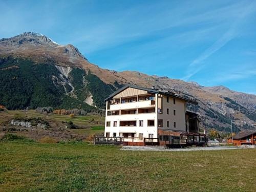 Apartment Termignon by Ski Slopes Hotel in Pralognan-la-Vanoise