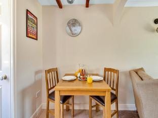 Cottage in Thirsk with Private Hot Tub Hotel in Borough of Harrogate