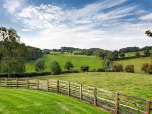 Cottage in Thirsk with Private Hot Tub Hotel in Borough of Harrogate