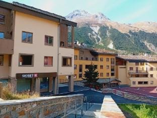 Apartment with parking near River Hotel in Pralognan-la-Vanoise
