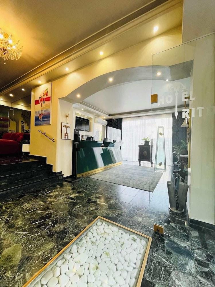 Triton Hotel Hotel in Pireas