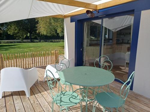 Douce Parenthese au bord de l'eau Hotel in Brittany