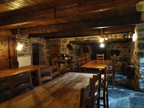 Les Calades Hotel in Auvergne-Rhône-Alpes
