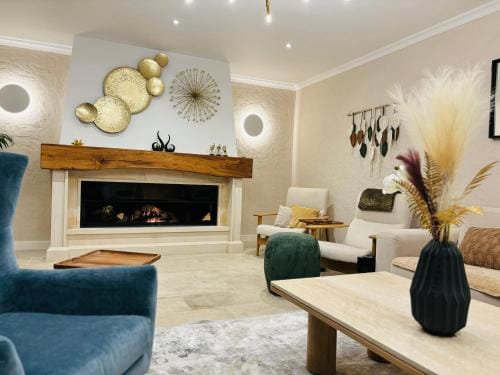 Suite Deluxe meuble tourisme 5 Etoiles Au cœur des Vignes Hotel in Beaune